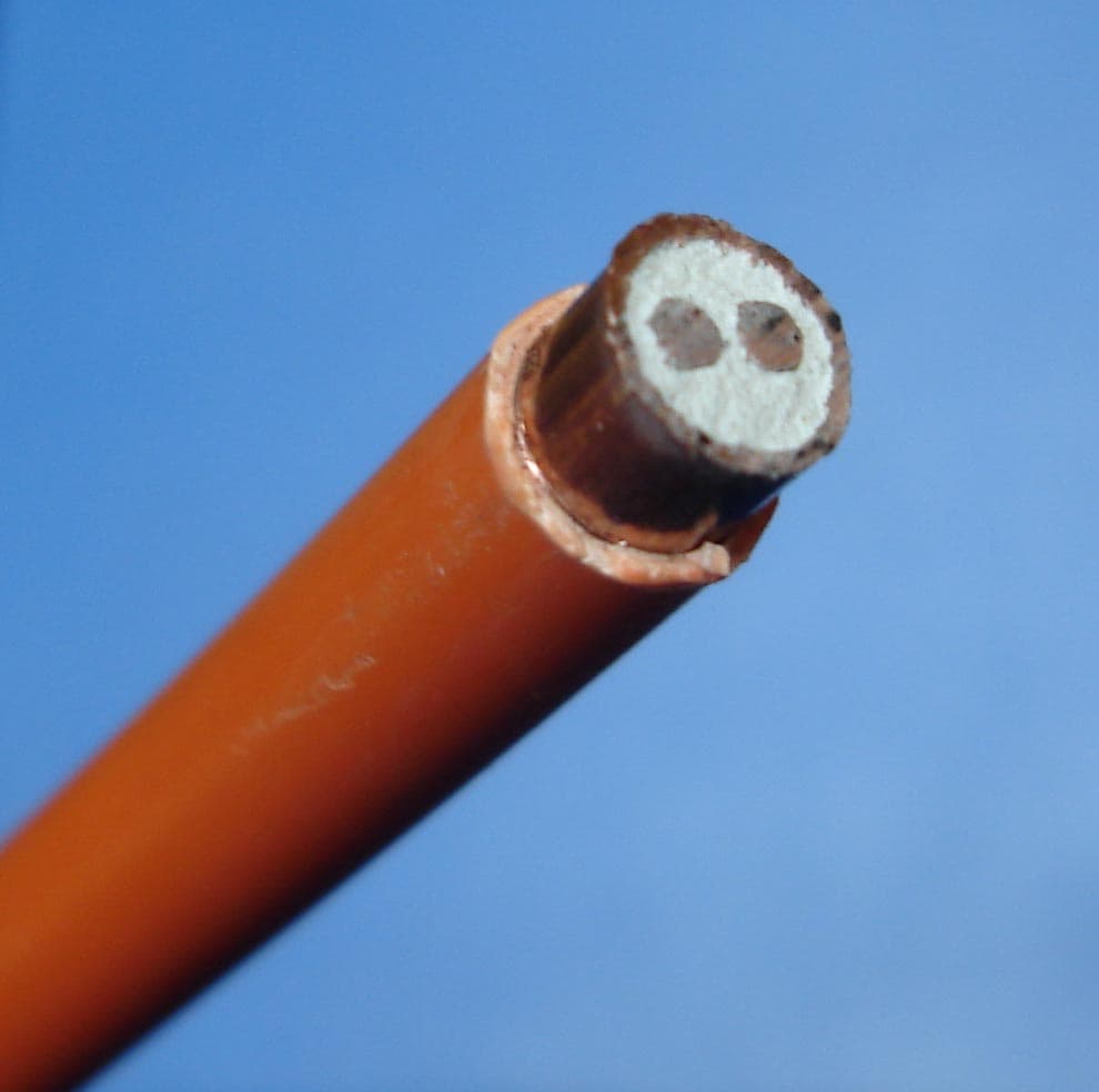 Mineral-insulated copper-clad cable - Wikipedia